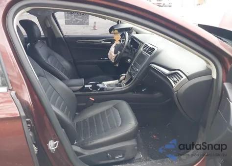 2016 Ford Fusion Se z USA, uszkodzony, nr VIN 3FA6P0HD3GR164288